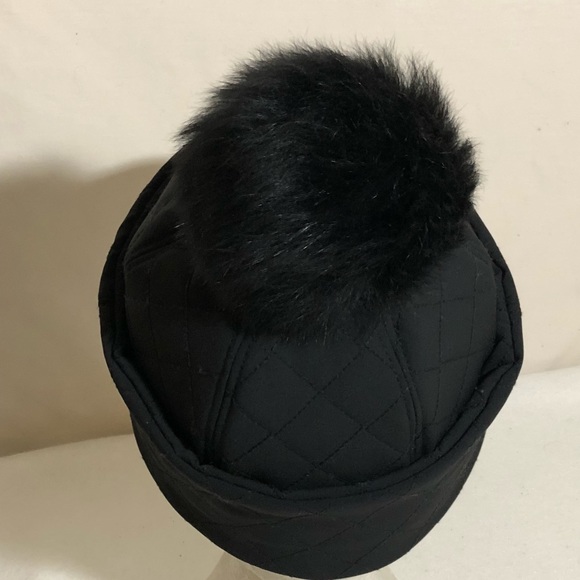 OS UGG Water Resistant Quited Shearling PomPom Hat - Picture 3 of 4